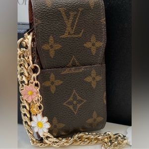 Louis Vuitton FULL INCLUSION Accessories or cigarette pouch